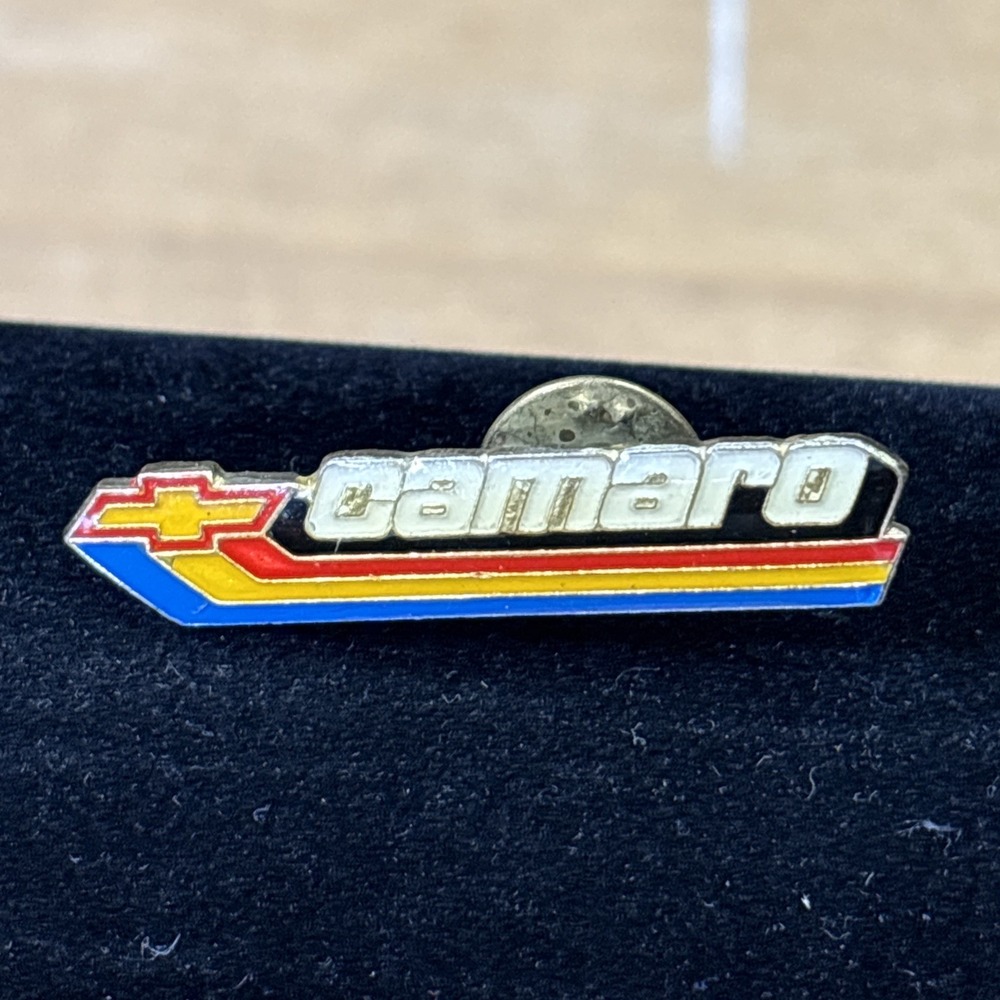 Vintage Chevrolet Camaro Enamel Lapel Pin Gold Tone GM Muscle Car Hat Tie Tack